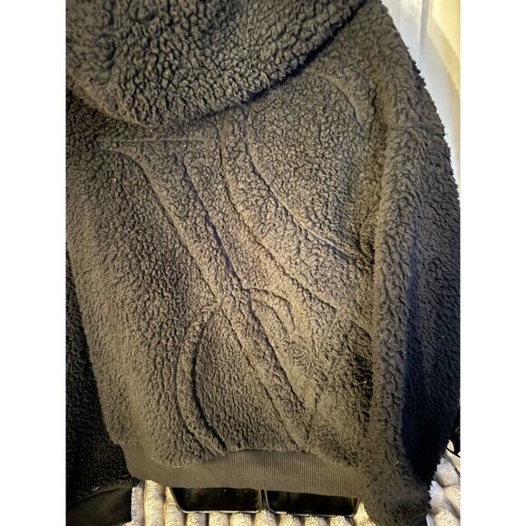 Nwt victorias secret VS plush half zip fleece sweatshirt - Picture 7 of 7